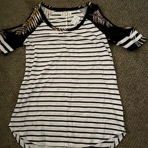 Maurices 24/7 cold shoulder t shirt